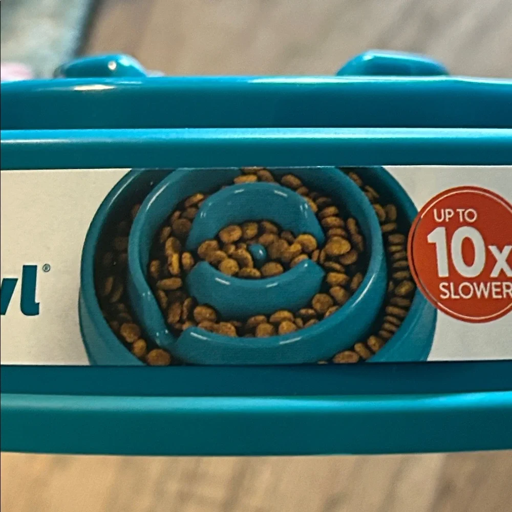 Outward Hound slow feeder bowl.  New